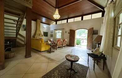 Imagem 3: Casa para Venda em Nova Friburgo, Cônego, 4 dormitórios, 2 banheiros, 2 vagas