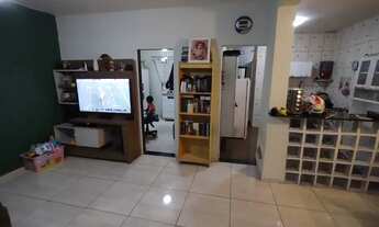 Imagem 4: Casa para Locação - Bairro Camargos - 2 Quartos, Garagem Coberta, Terreiro, Aceita Pet