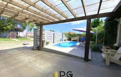 Imagem 7: Casa 4 Dormitórios 2 suítes - Bairro Centro