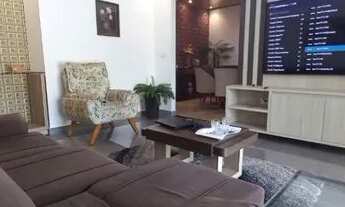 Imagem: DISPONÍVEL PARA VENDA OU ALUGUEL. Casa