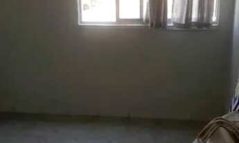 Imagem 2: Kit-Net Resid. ou Cml. em Cond. Misto no Edf. Nuno Alvares na Tv. 1º de Março c/ M. Barata