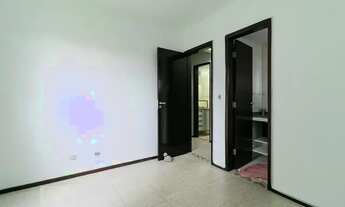 Imagem 6: Apartamento para Aluguel - Hauer, 3 Quartos, 61 m2