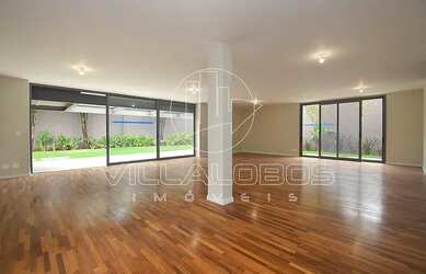 Imagem 7: Casa para aluguel e venda tem 371 metros quadrados com 4 quartos