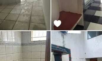 Imagem 2: Alugo sobrado com 3 quartos, próximo ao Chopão!