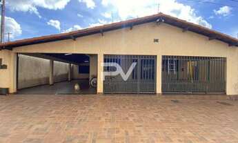 Imagem: Casa com 05 quartos á venda na Formosinha