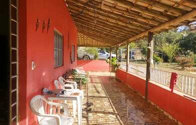 Imagem 7: Sítio de 5.000 metros com piscina e água nos Fundos