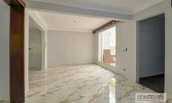 Imagem 7: Excelente apto amplo, reformado no Bairro Água Verde