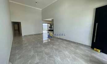 Imagem 2: CASA TÉRREA para VENDA ou LOCAÇÃO com 3 SUÍTES, PISCINA, ÁREA GOURMET no CONDOMÍNIO FECHAD