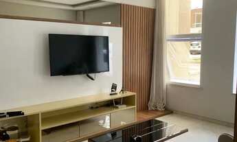 Imagem 5: Imóvel Exclusivo 252m² 3 Suítes com Closet, Piscina e Energia Solar