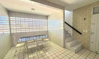 Imagem 7: Belíssima Casa 4/4 Sendo 03 Suites 450m² em Capim Macio