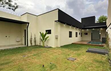 Imagem 3: Térrea para venda tem 151 metros quadrados com 3 quartos