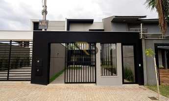 Imagem 3: Portal de Versalhes - Casa de rua