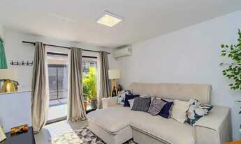 Imagem: Sobrado no bairro Mercês, 3 quartos, 2