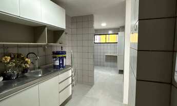 Imagem 2: 3/4 nascente com móveis fixos