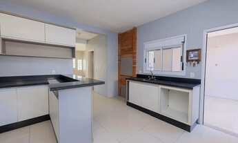 Imagem 5: Casa para venda ou aluguel no Fragata, Pelotas: 330 m², 4 quartos (sendo 1 suíte), cozinha