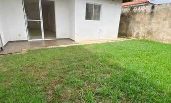 Imagem 3: Casa térrea .condomínio fechado com 3 quartos sendo 1 suíte e vaga de garagem