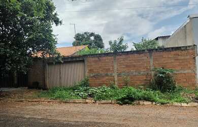 Imagem: Lote a venda no centro de Aragoiânia