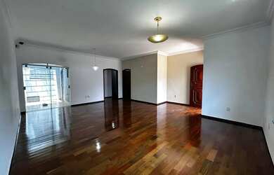 Imagem 2: Casa com 4 dormitórios, 244 m² - venda por R$ 1.400.000 ou aluguel por R$ 5.000/mês - Chác