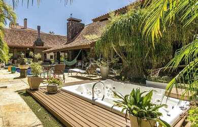 Imagem 4: Casa para Venda - 370m², 5 dormitórios, sendo 2 suites, 7 vagas - Vila Assunção