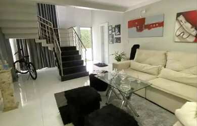 Imagem: Casa Duplex no Cond. Cypress Garden R$ 1.200.000,00
