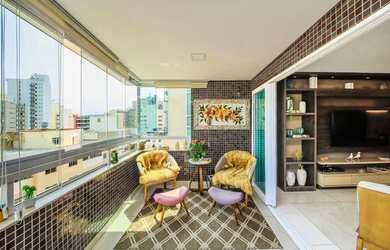 Imagem 5: Varanda gourmet e 4 suítes no Centro para venda