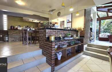 Imagem: Belíssima residência com 4 dormitórios