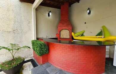 Imagem 6: Casa Duplex de Alto Padrão com 4 Suítes Piscina com Cascata, Espaço gourmet com churrasque