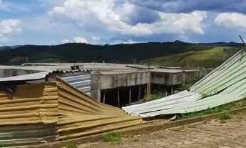 Imagem 2: Lote em construção