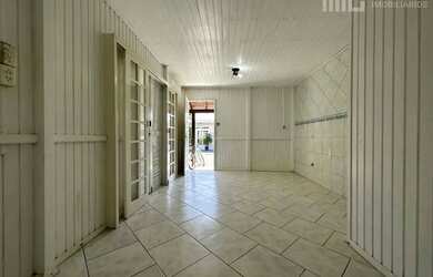 Imagem 5: Casa com terreno de 720,00m² de fundos p/ o Rio