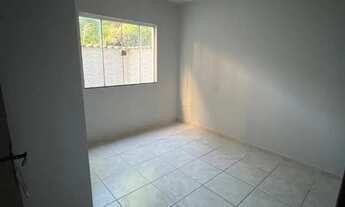 Imagem 2: Apartamento 2 quartos - amplo, arejado, sem condomínio e pronto para financiar!