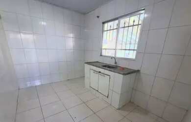 Imagem 3: Vendo essa casa na Redenção com 2 quartos! Pronta para morar