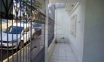 Imagem: Linda casa na rua SILVA JARDIM!