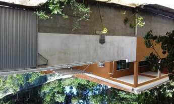 Imagem 2: Casa para alugar no bairro belvederes em frente a área de preservação ambiental