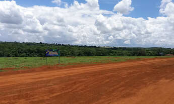 Imagem 3: Lotes a prestação no loteamento Benjamin em Hidrolândia prox.do lago