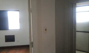 Imagem 7: Apartamento VAZIO próximo à PRAIA .<br>2 quartos, Lazer completo.<br>Garagem d