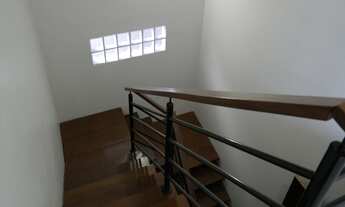 Imagem 6: Aluga-se casa Comercial em Marília com 04 suítes, sendo 01 suíte master, próximo de várias