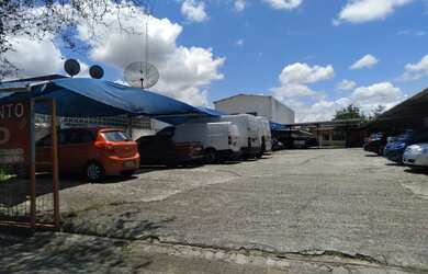 Imagem 6: Estacionamento lava rápido