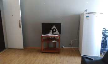 Imagem 6: SALA QUARTO SEPARADO EM EXCTE PREDIO E RUA TRANQUILA