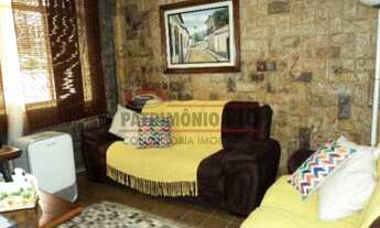 Imagem 4: Casa única 4qtos frente de rua e piscina