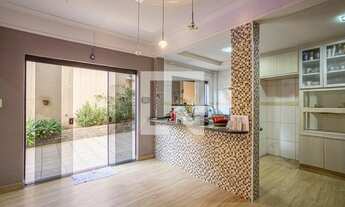 Imagem 6: Casa para Aluguel - Jardim Elvira, 3 Quartos, 300 m2