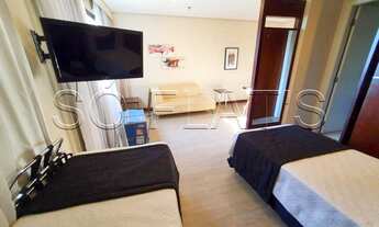 Imagem 5: Bandeira Transamerica, no pool, na Ch. Sto Antonio para investimento