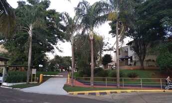 Imagem 2: SOBRADO EM CONDOMÍNIO FECHADO VENDO TROCO POR AUTOMÓVEIS CAMINHONETE