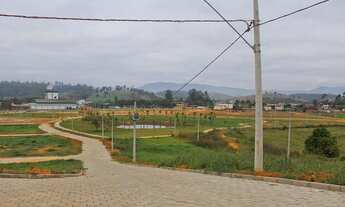 Imagem 2: Vendo lote em frente ao lacticínio Porto Alegre em Mutum MG