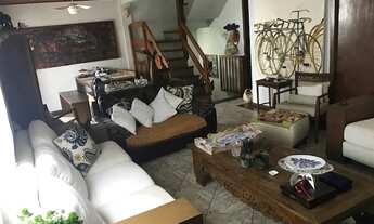 Imagem 7: Oportunidade Única - Casa a poucos passos da areia