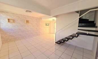 Imagem 5: Casa de condomínio sobrado para venda possui 94 metros quadrados com 3 quartos