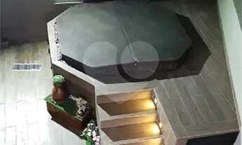 Imagem 6: Casa de condomínio sobrado para venda possui 236 metros quadrados com 3 quartos