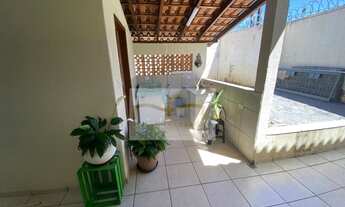 Imagem 2: CASA TÉRREA Casa com 2 dormitórios