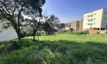 Imagem: Terreno com 2 Dormitorio(s) localizado(a)