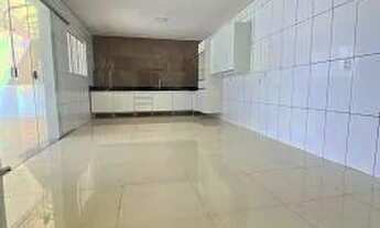 Imagem 2: Casa para venda com 170 metros quadrados com 3 quartos em Cerâmica - São Caetano do Sul