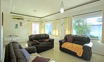 Imagem 4: CASA à venda com piscina e 4 quartos em Peruíbe, no bairro Jardim Três Marias